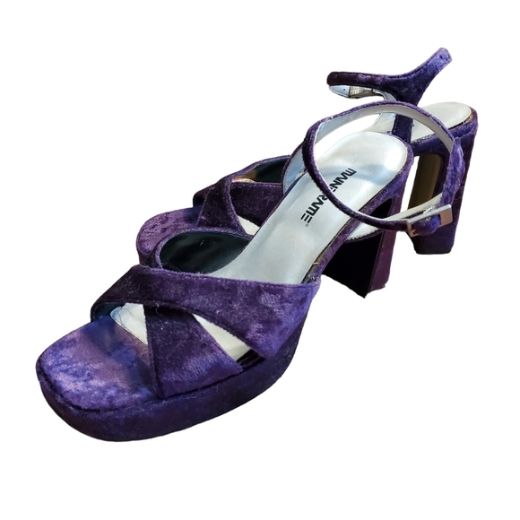 Vintage velvet platform heels - Picture 5 of 13